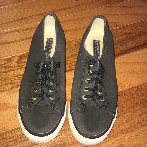 Sperry Shoes - Black Sperry sneakers
